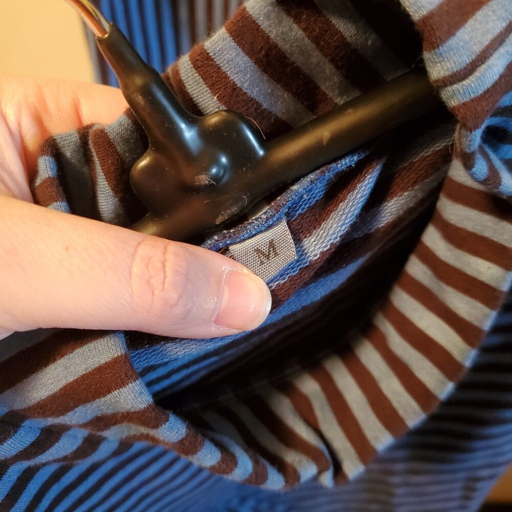 Fashion Brand Company Striped Blue and Brown Crop Top - Picture 5 of 6